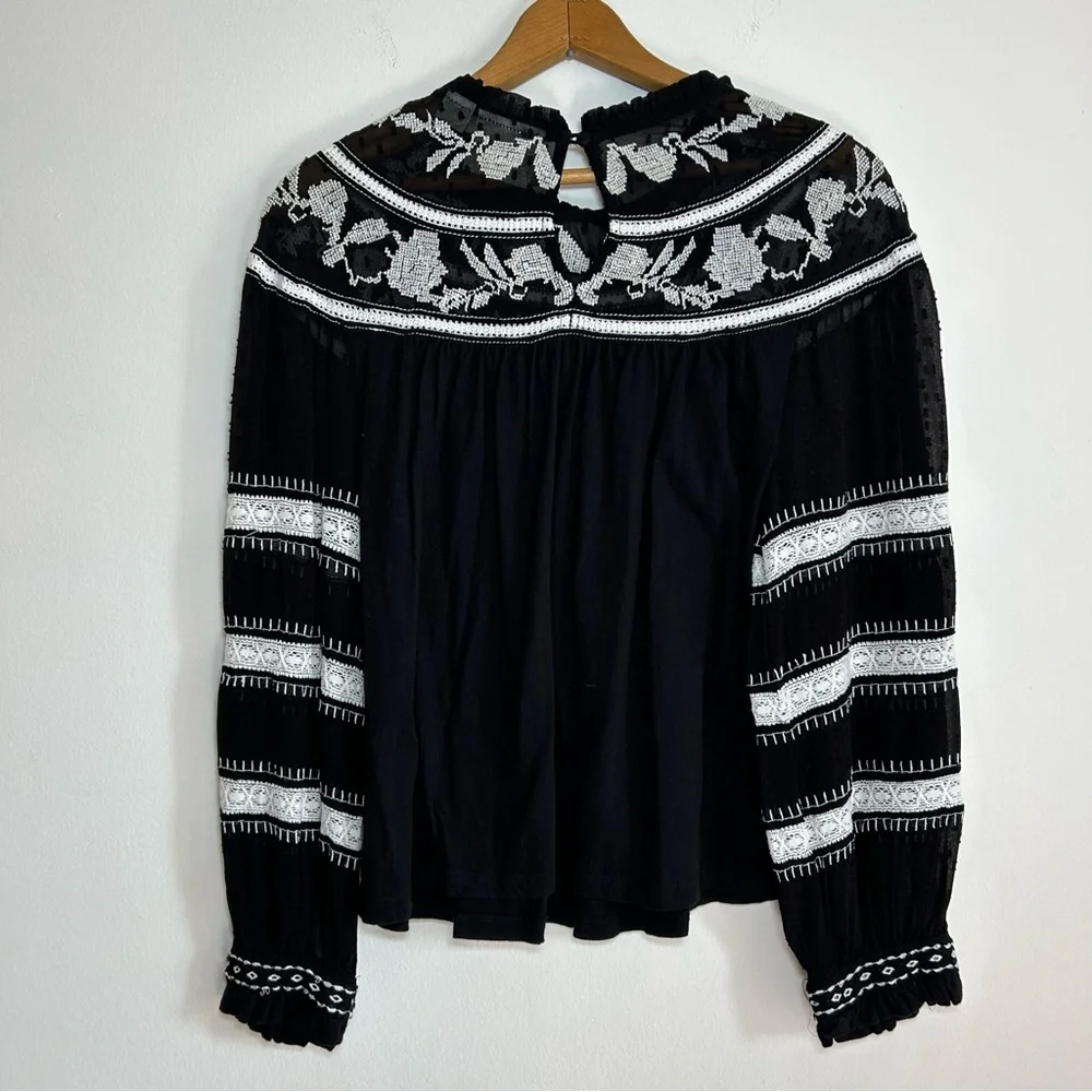 Maeve Anthropologie Women's Bouse Medium Petites Black Winona Lace Puff Sleeve